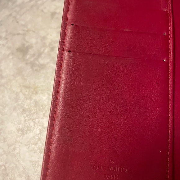 LOUIS VUITTON Small Ring Agenda Pomme D’Amour - Picture 13 of 15